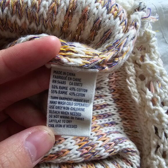 American Eagle Poncho - 2012 - Cream w/ Pink/Yellow/Blue Pattern - Sz XS-S - Picture 4 of 9